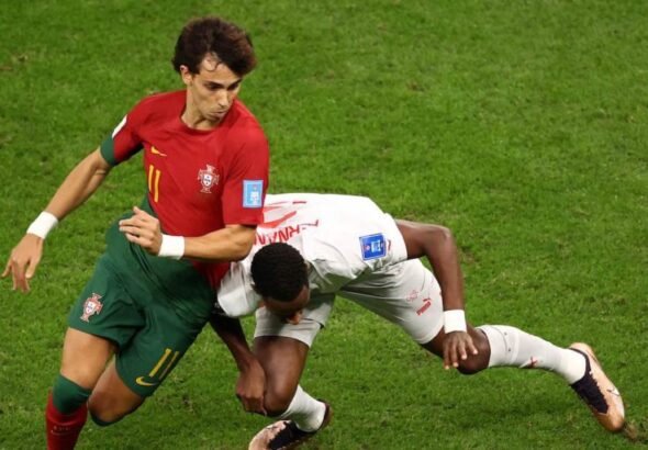 เป็นแฟนตัวยง